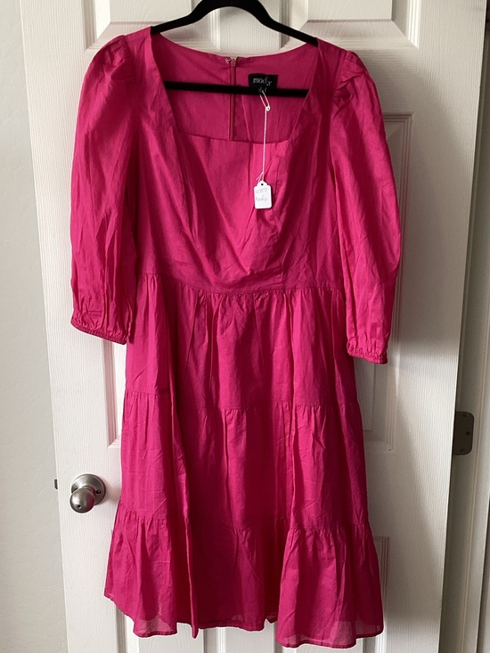 Modcloth Dresses & Skirts - Modcloth Hot Pink Tiered Midi Dress with Square Neck